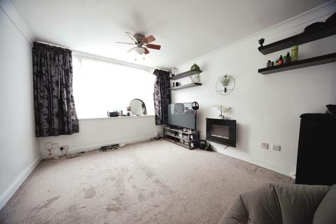 1 bedroom flat for sale, Harrowden Road, Luton