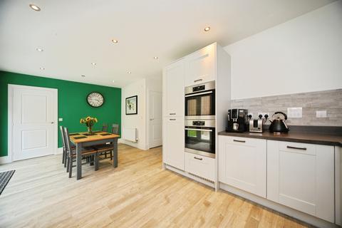 undefined, Armstrong Road, Luton