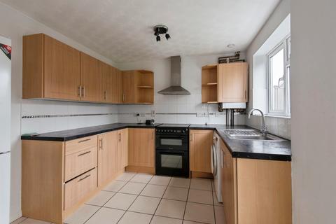 2 bedroom end of terrace house for sale, Claverley Green, Luton
