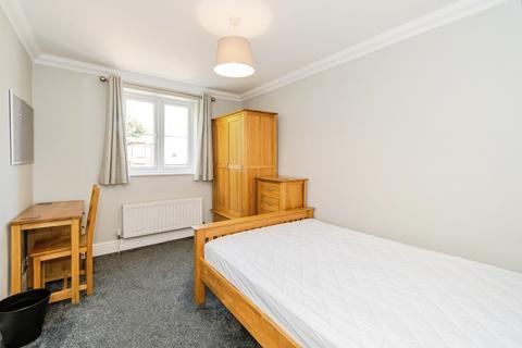 undefined, Milton Road, Southampton, SO15