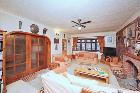 5 bedroom detached house for sale, Fordham Avenue, STRATFORD-UPON-AVON