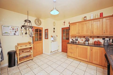 5 bedroom detached house for sale, Fordham Avenue, STRATFORD-UPON-AVON
