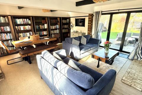 3 bedroom detached house for sale, New Lydd Road, Camber TN31