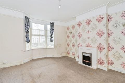 3 bedroom end of terrace house for sale, Derwent Road, Torquay