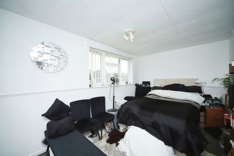 2 bedroom semi-detached house for sale, Ludlow Avenue, Taunton