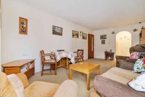 1 bedroom flat for sale, Falkland Road, Torquay