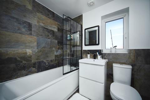undefined, Beacon Close, Bathpool, Taunton
