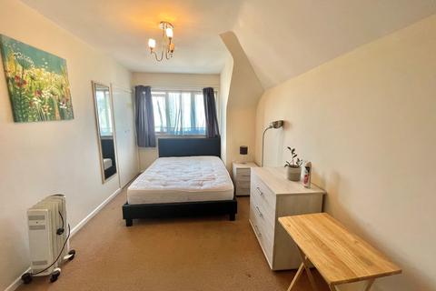 undefined, Iddesleigh Road, Bournemouth, BH3