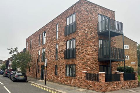 undefined, Chingford Road, London, E17