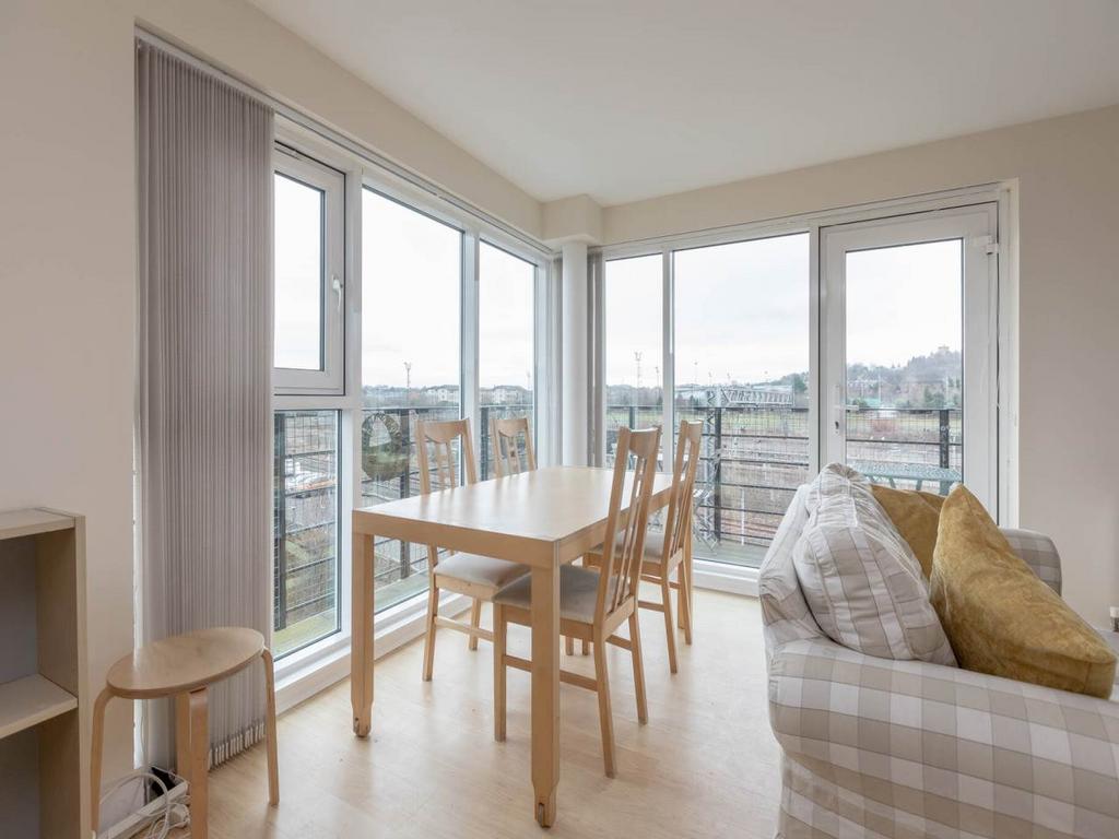 72350 Appin Pl-006