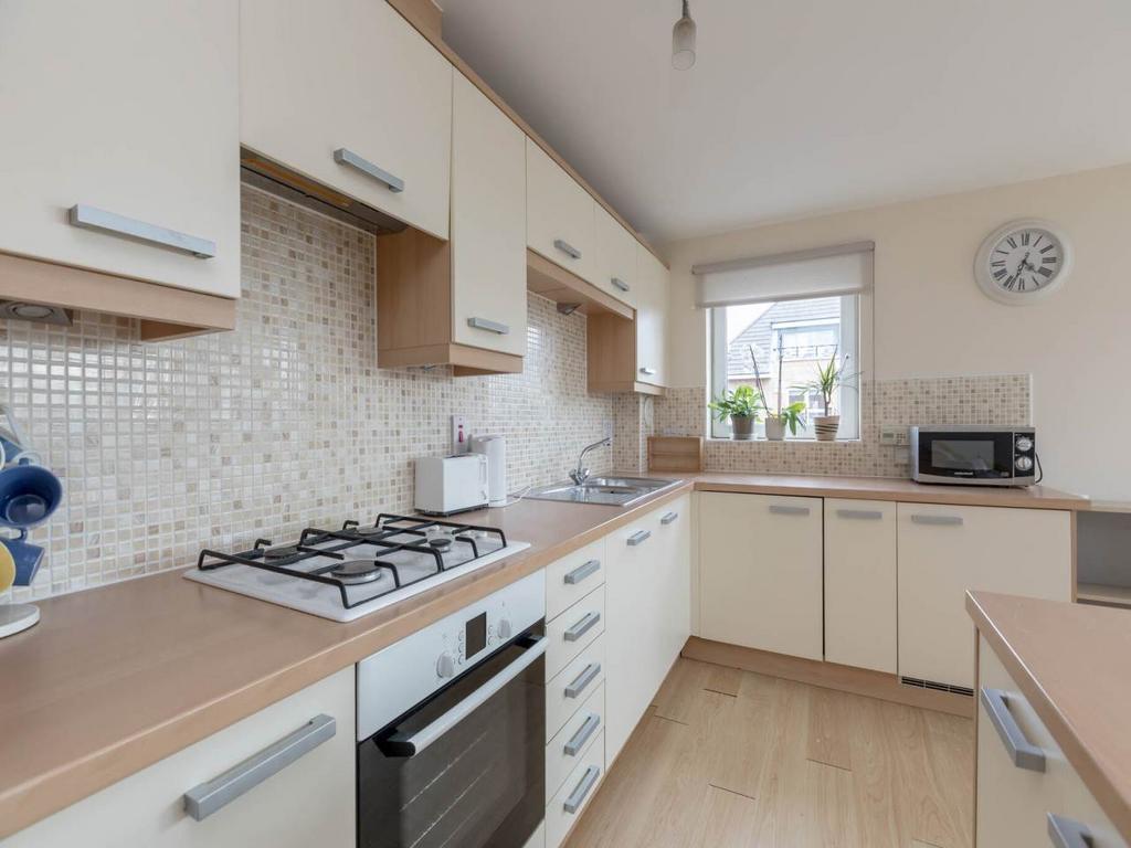 72350 Appin Pl-003