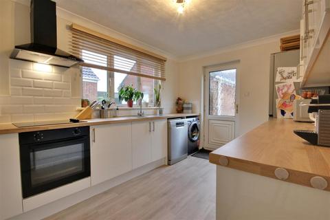 3 bedroom detached bungalow for sale, Thurlow Avenue, Beverley