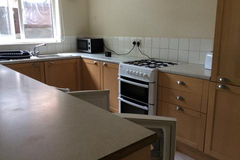 undefined, Southampton, SO15