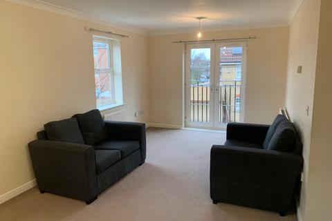 2 bedroom flat to rent, Piper Way, Ilford, IG1