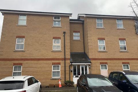 2 bedroom flat to rent, Piper Way, Ilford, IG1