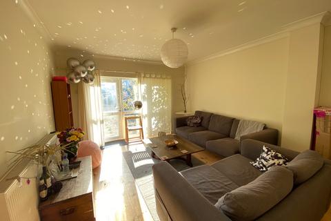 undefined, Berkeley Close, Southampton, SO15