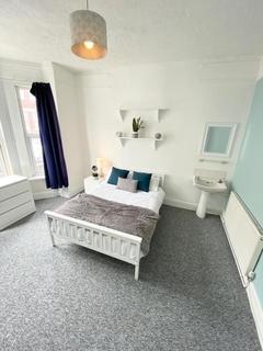 6 bedroom house to rent, Shakespeare Avenue, Southampton, SO17