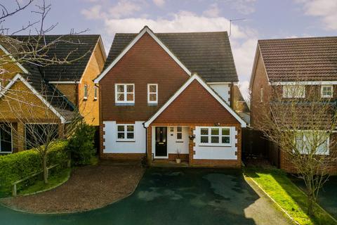 undefined, Warren Close, Aylesbury HP17