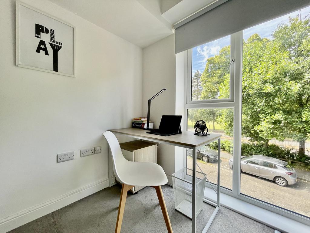 Apartment in Southampton - View 2