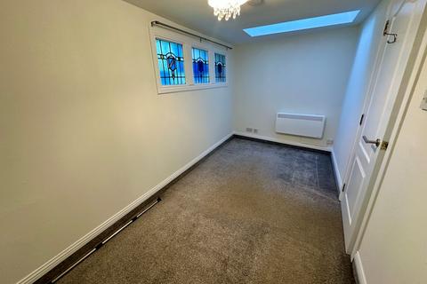 undefined, Kirk Street, Strathaven, ML10
