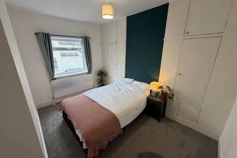 6 bedroom house to rent, Bromley Road, Bristol, BS7