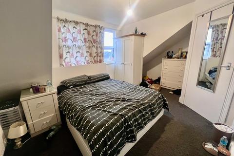 undefined, Holdenhurst Road, Bournemouth, BH8