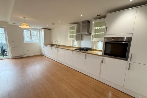 2 bedroom flat to rent, The Nurseries, Lewes, BN7