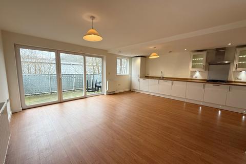 2 bedroom flat to rent, The Nurseries, Lewes, BN7