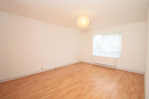 1 bedroom flat to rent, Helen Court, London, SE20
