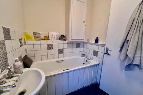 undefined, Holdenhurst Road, Bournemouth, BH8