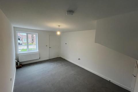 3 bedroom semi-detached house to rent, Newhaven Road, Liverpool