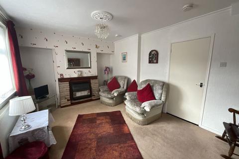 2 bedroom terraced house for sale, Ruskin Avenue, Rowley Regis B65