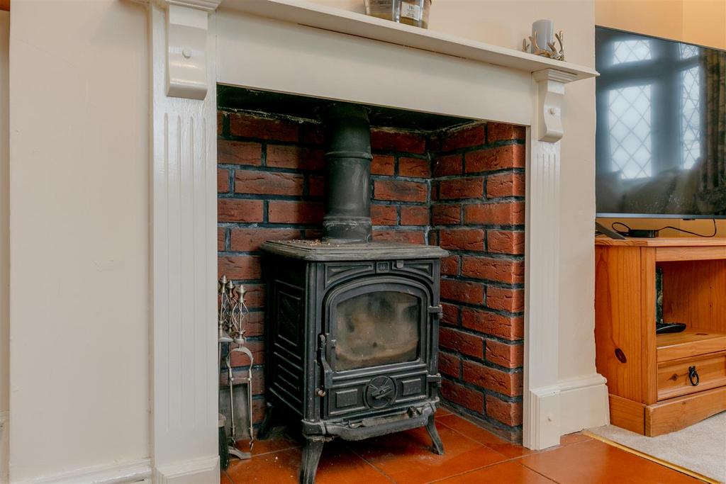 View Cottage, Over Lane Logburner.jpg