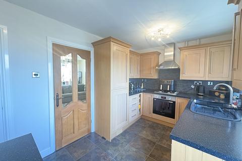 3 bedroom semi-detached house to rent, Amorys Holt Road, Rotherham, S66