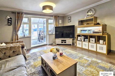 undefined, Avon Way, Hilton, Derby