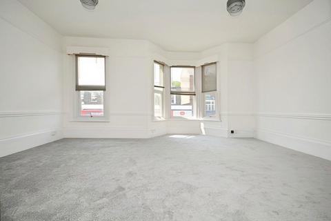 2 bedroom flat to rent, Northdown Road, Cliftonville, CT9 2QY