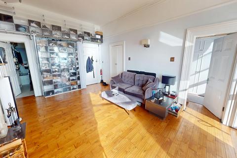 1 bedroom flat for sale, Marine Parade, Brighton, BN2