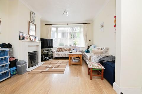 3 bedroom terraced house for sale, Bilhay Lane, West Bromwich