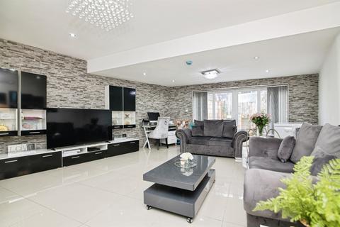 5 bedroom semi-detached house for sale, Ruskin Street, WEST BROMWICH