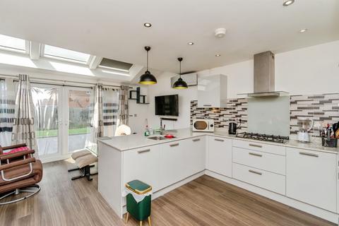 3 bedroom detached house for sale, Bagwall Crescent, Wednesbury