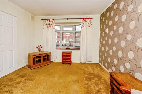 3 bedroom semi-detached house for sale, Bromfield Crescent, Wednesbury