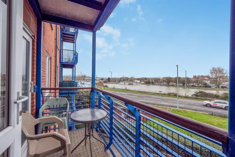 2 bedroom flat for sale, Corscombe Close, Weymouth