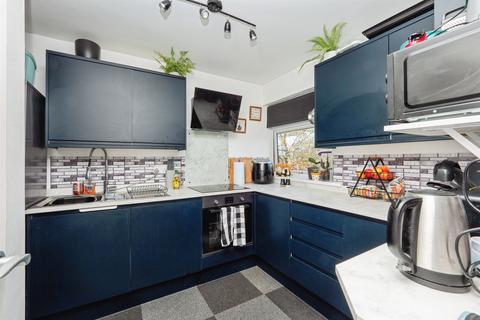 2 bedroom flat for sale, Wyke Road, Weymouth