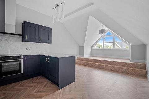 3 bedroom flat for sale, Connaught Road, WEYMOUTH
