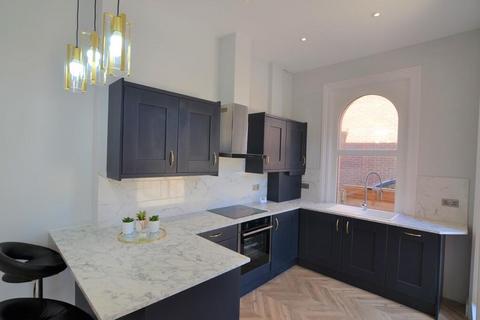 3 bedroom ground floor flat for sale, Connaught Road, Weymouth