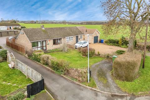 2 bedroom semi-detached bungalow for sale, Banbury Lane, Rothersthorpe, Northampton