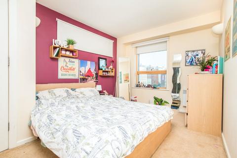 2 bedroom apartment to rent, Riverside Way, Leeds, LS1
