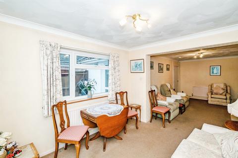2 bedroom semi-detached bungalow for sale, Muirfield Road, Worthing