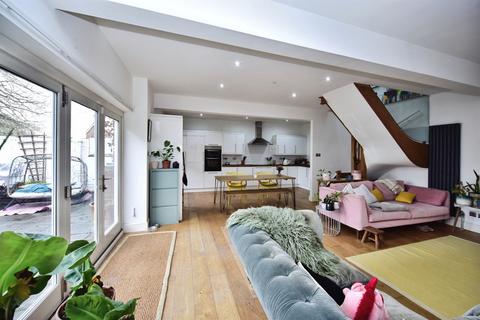 3 bedroom detached house for sale, Mill Street, East Malling, West Malling