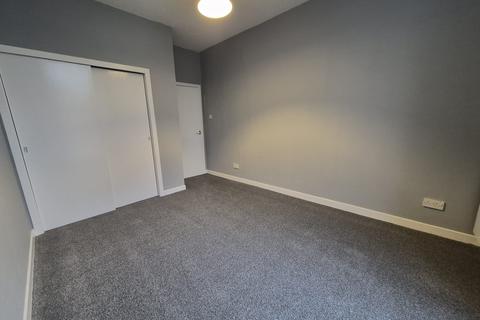 2 bedroom flat for sale, Bo'Ness Road, Grangemouth FK3